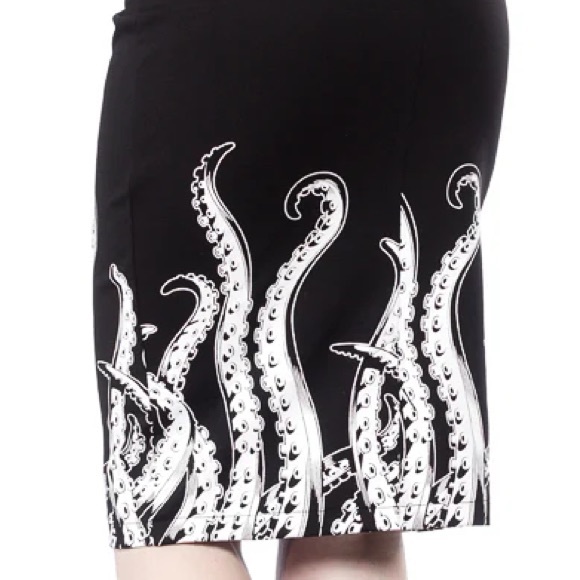 Tentacle Pencil Skirt - Sourpuss - Picture 4 of 6
